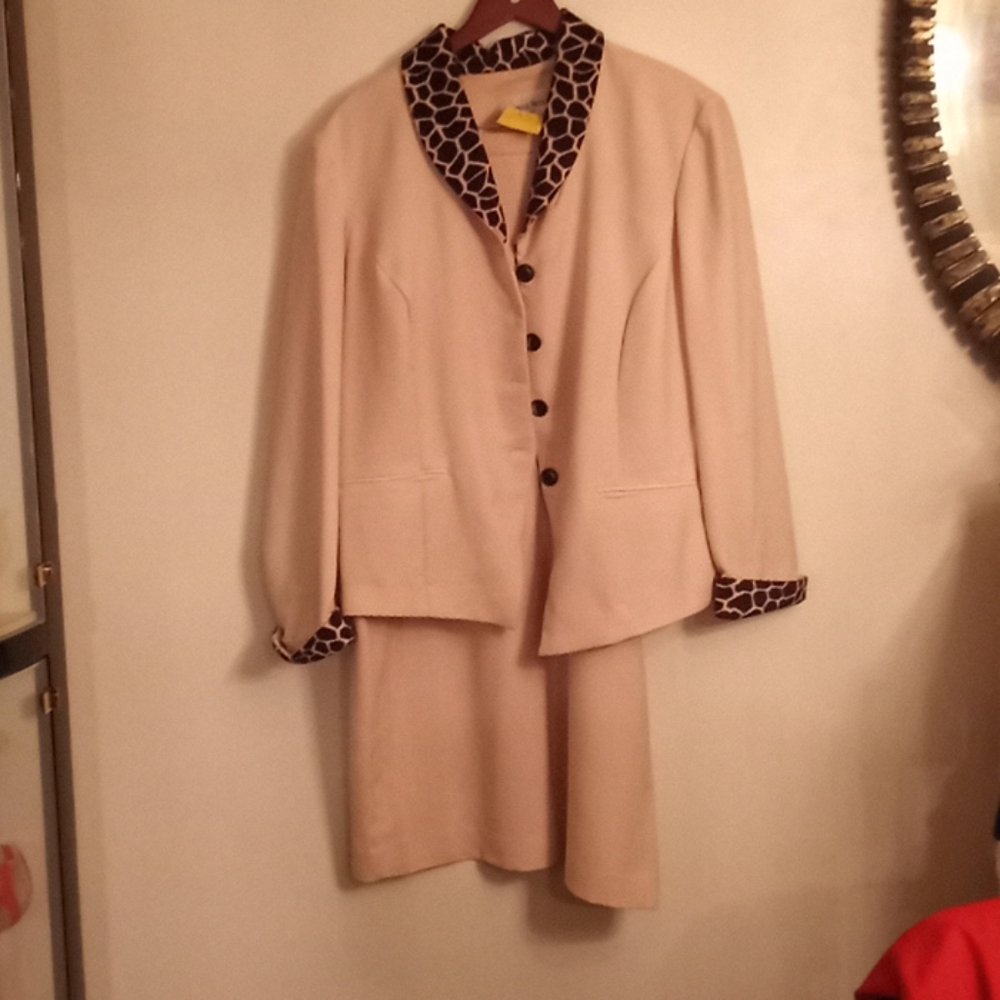 2 piece suit
